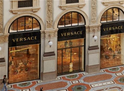 lavorare per versace commenti|Versace: Offerte di lavoro .